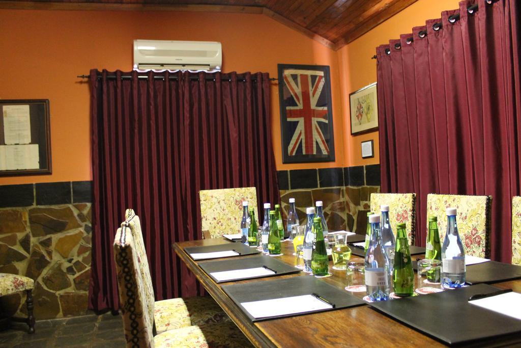 Kedar Heritage Lodge, Conference Centre & Spa Phokeng Bagian luar foto