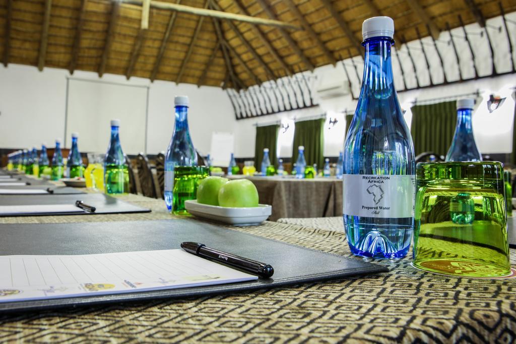 Kedar Heritage Lodge, Conference Centre & Spa Phokeng Bagian luar foto