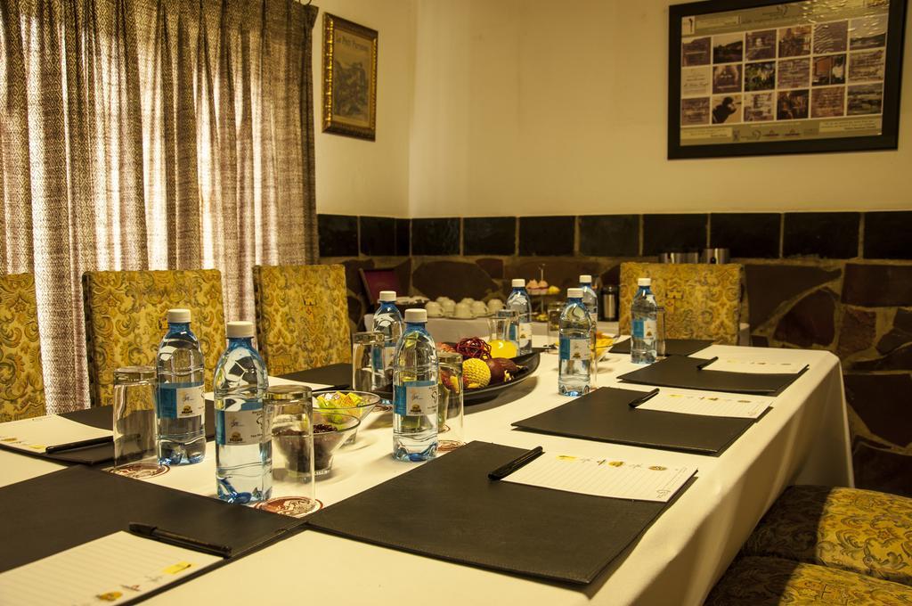 Kedar Heritage Lodge, Conference Centre & Spa Phokeng Bagian luar foto